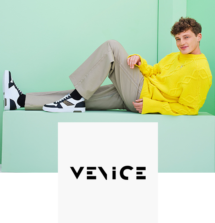 Venice Model in yellow hoodie